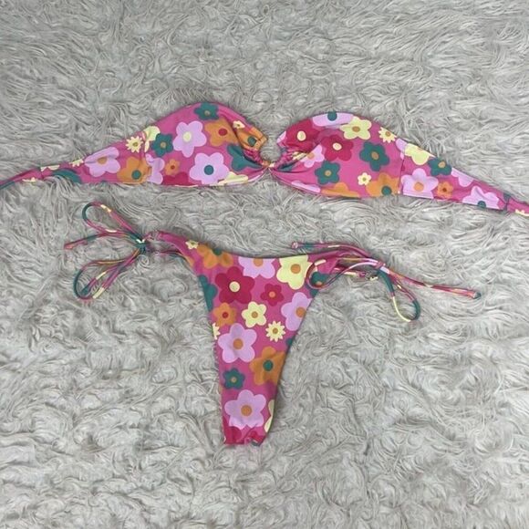 Set Of Two Womens Retro 2 Piece Swim Bikini & Cheeky Swim Bottoms size medium - Picture 6 of 8